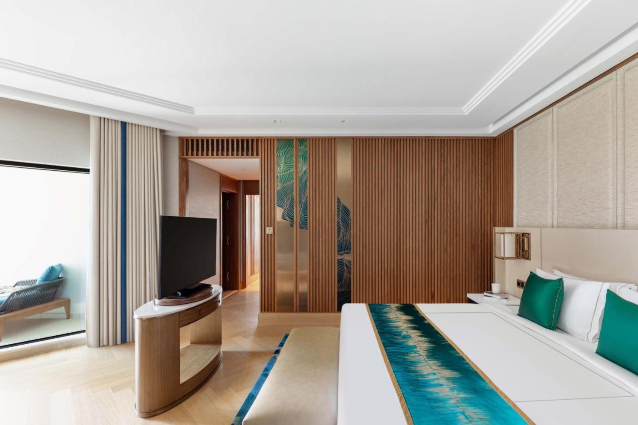 Курортный комплекс Taj Exotica & Spa, The Palm, 5*